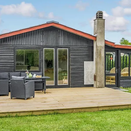 3 Bedroom Lovely In * Hadsund