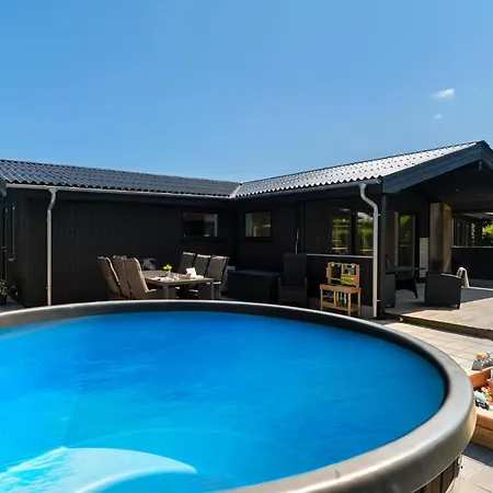 Gorgeous In With Wifi *