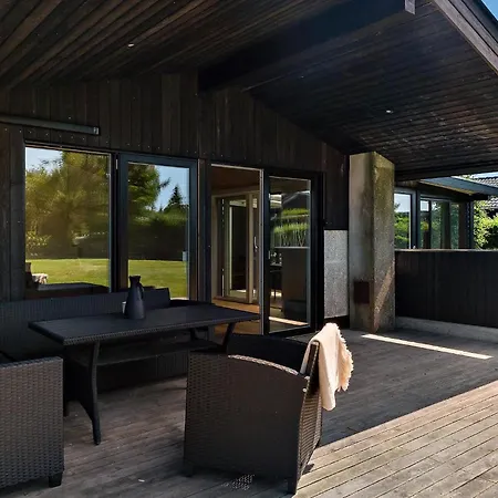 Wunderschönes Haus In Mit Wlan Ferienhaus Hadsund