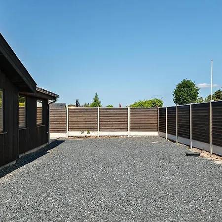 3 Bedroom Lovely In *